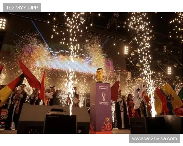 卡塔尔世界杯球迷图片大集合：感受现场火热氛围与激情瞬间